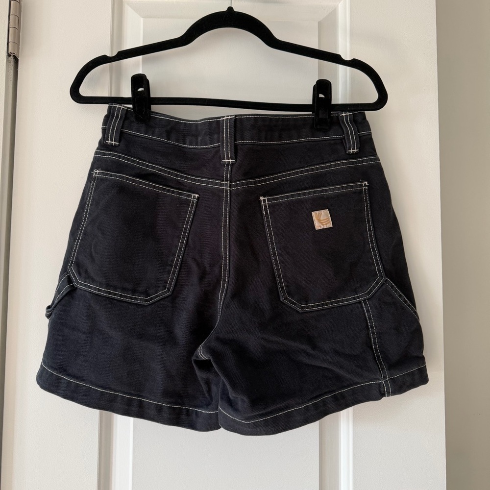 ARITZIA TNA carpenter shorts - Picture 3 of 3
